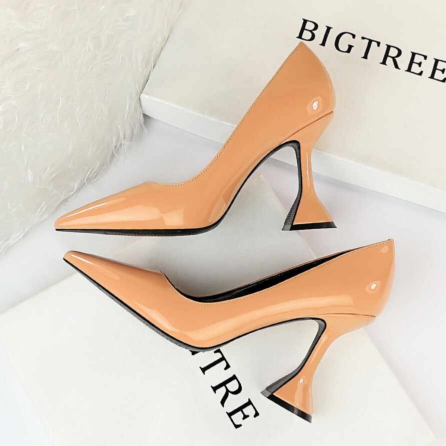 Women's Fashion New Patent Leather Pumps Solid Color Spike Heel Female High Heels Pointed Toe Office Party Ladies Heels
