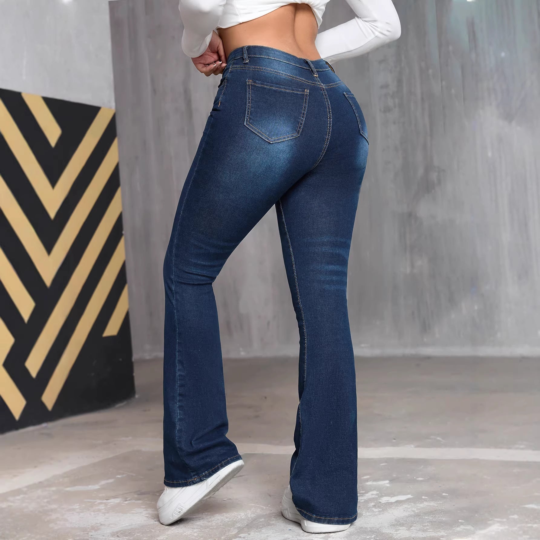 Womens Mid-rise Stretchy Slim-fit Jeans