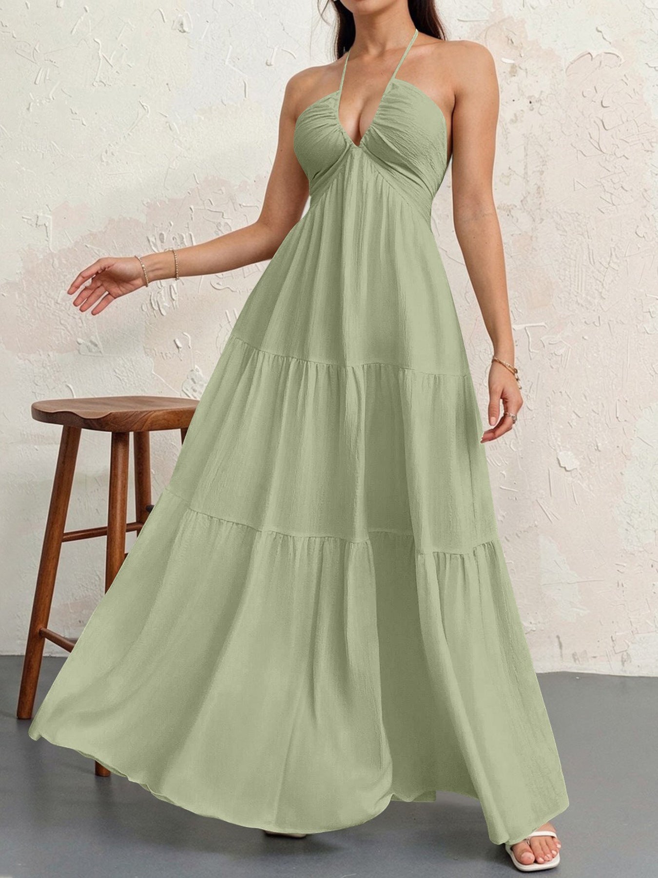 Backless Halterneck V-Neck Pleated A- Line Dress