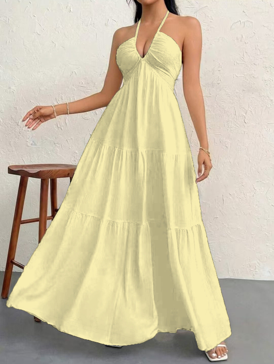 Backless Halterneck V-Neck Pleated A- Line Dress