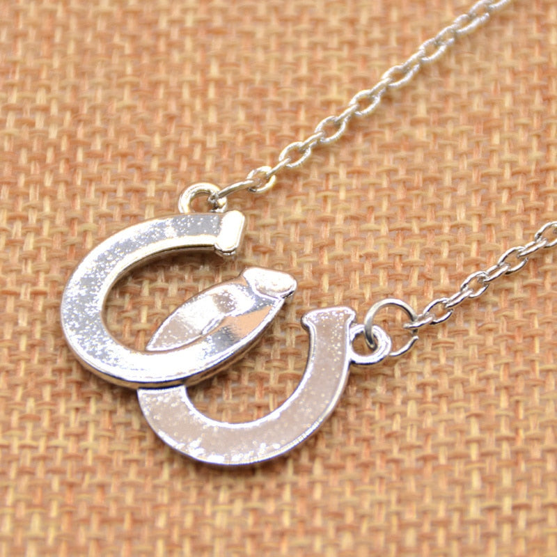 lychee Horse Hoof Necklace Lucky Rhinestone Double Black White Color Horseshoe Pendant Necklace Jewellery