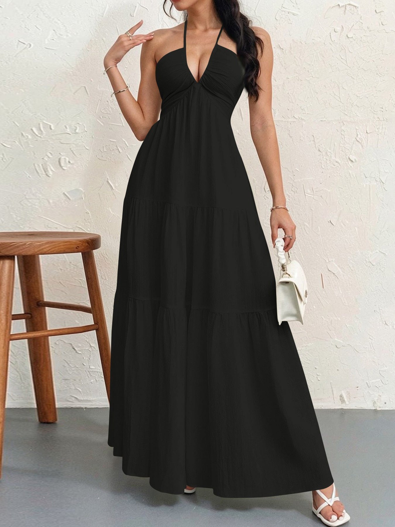 Backless Halterneck V-Neck Pleated A- Line Dress